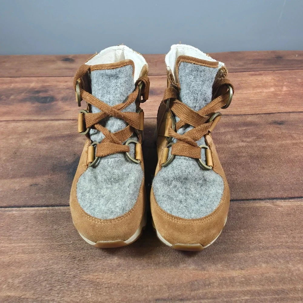 Sorel Kinetic Short Boots Womens 9 Brown Good Waterproof Suede NL3097-224